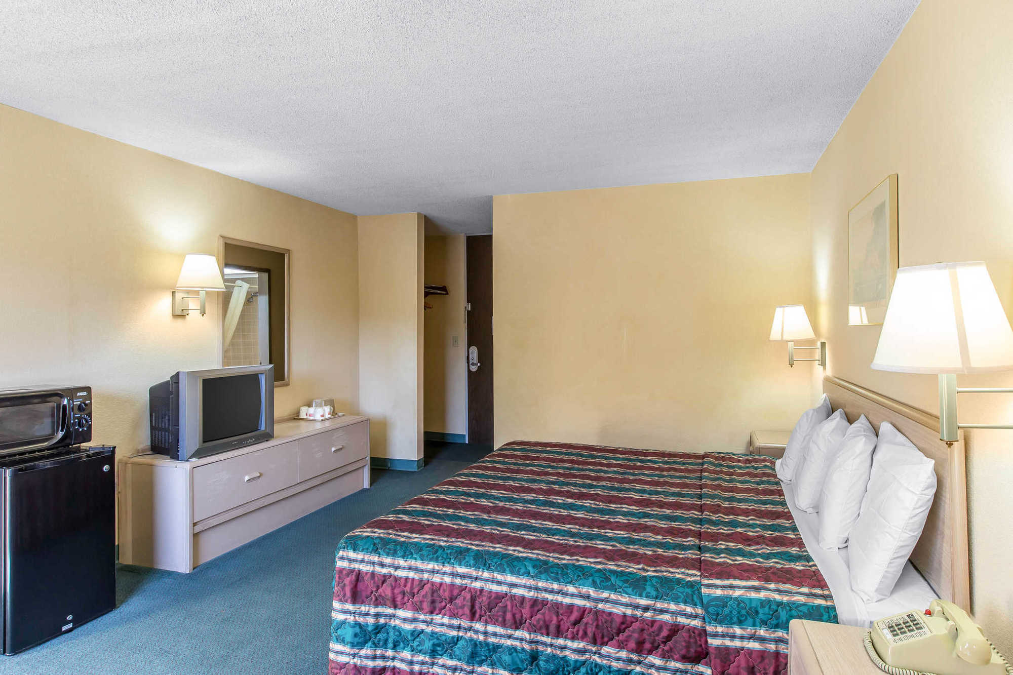 Travelodge By Wyndham Forsyth Zimmer foto
