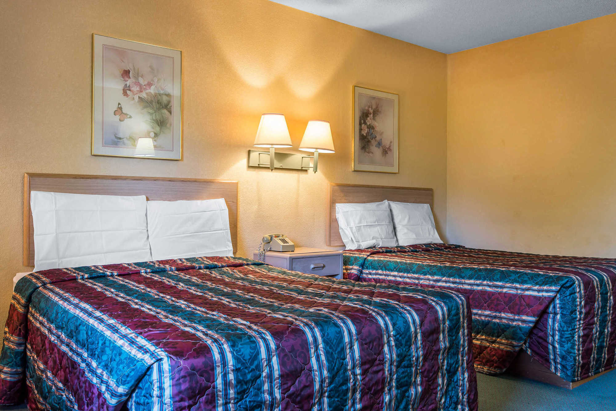 Travelodge By Wyndham Forsyth Zimmer foto